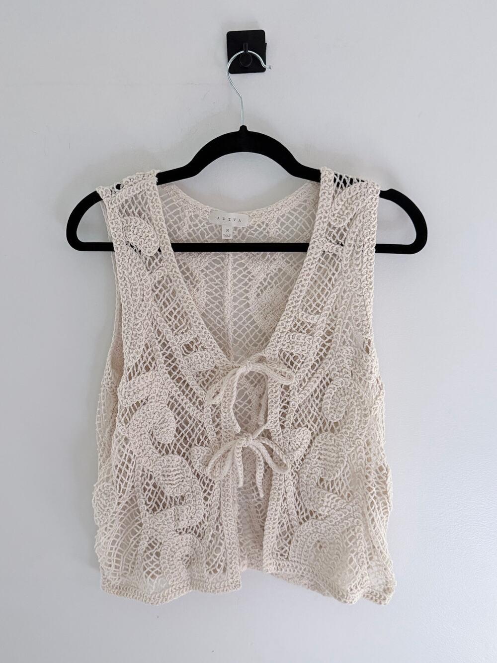 Adiva Cream Crochet Knit Delicate Front-Tie Tank Vest-Size M